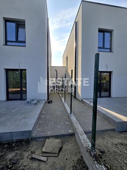 Duplex cu 5 camere despartit prin camera tehnica in Dumbravita - 20