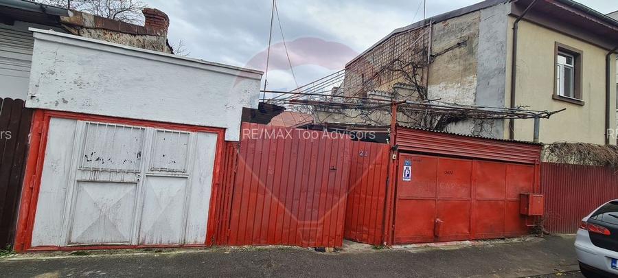 DE VANZARE Teren/Casa in zona Eroii Revolutiei - 8
