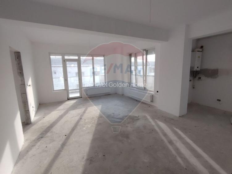 PENTHOUSE (3 camere + terasa amenajata) - 2