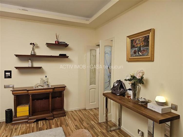 4 cam Floreasca, plus 1 cam mansarda(birou), in vila, curte, garaj - 8