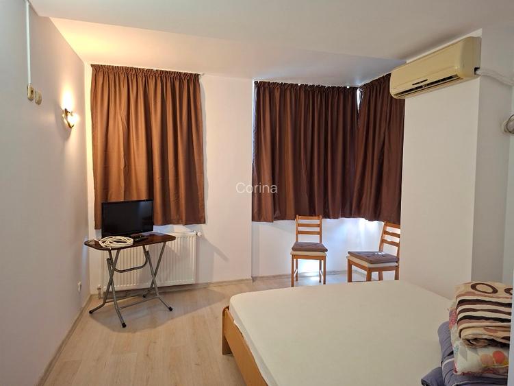 Inchiriez 12 camere  - 7