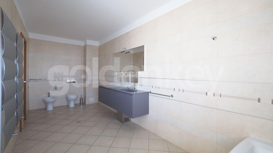 Vila moderna mobilata cu 5 camere | piscina - 19