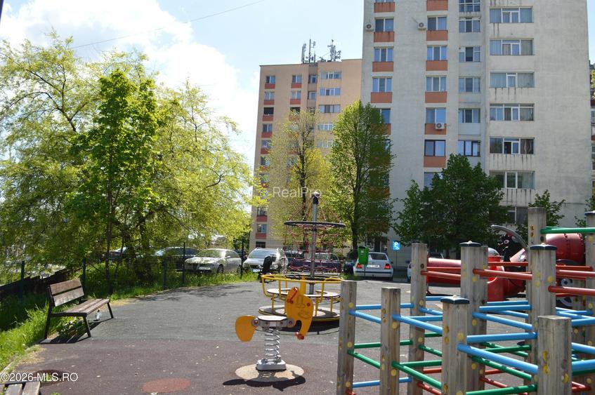 Craiovei - Kaufland - Apartament 3 camere - 2 balcoane - 25