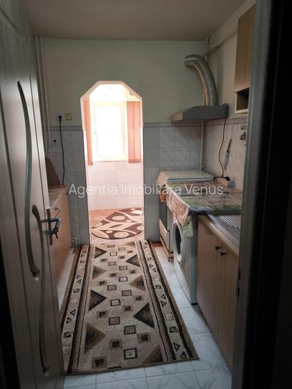 Apartament 2 camere decomandat+garaj - 4