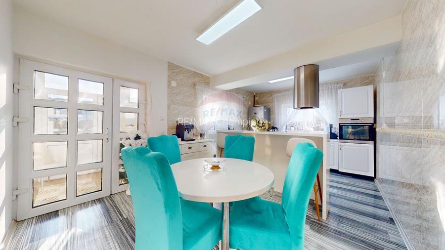 Casă/Vilă individuală | P+E+M | Teren 1075 mp | Cristian - 3