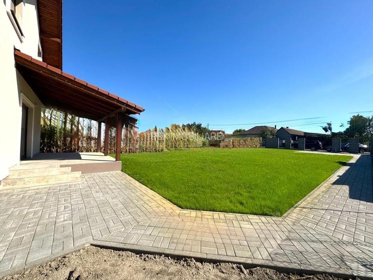 Duplex la asfalt - 4 camere - teren 532mp  Utvin - 15