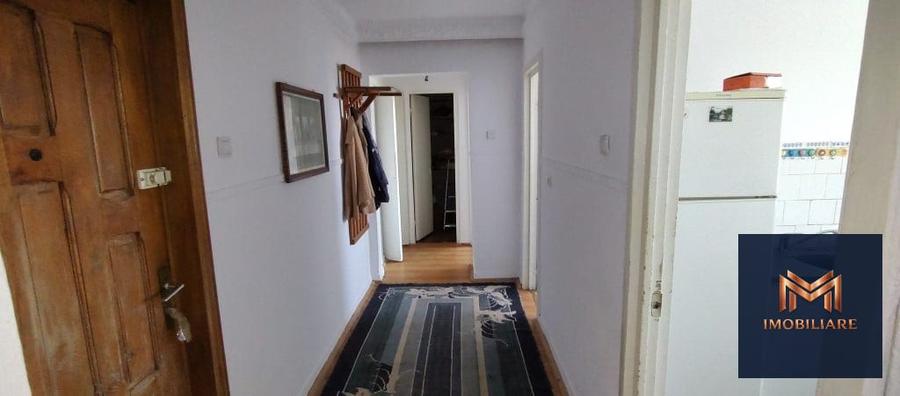 Apartament 2 camere,D, etaj 8 cu lift nou,zona centrala_Liceu Eminescu