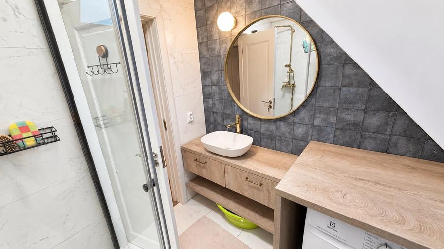 Apartament 4 camere | 135 mp | 3 locuri de parcare | Otopeni