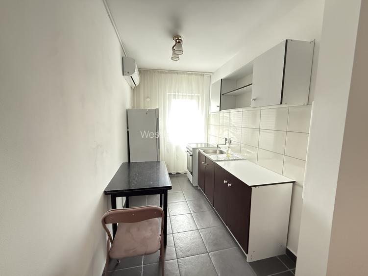 Apartament spatios, o camera, 31 mp utili + balcon - Buziasului - 3