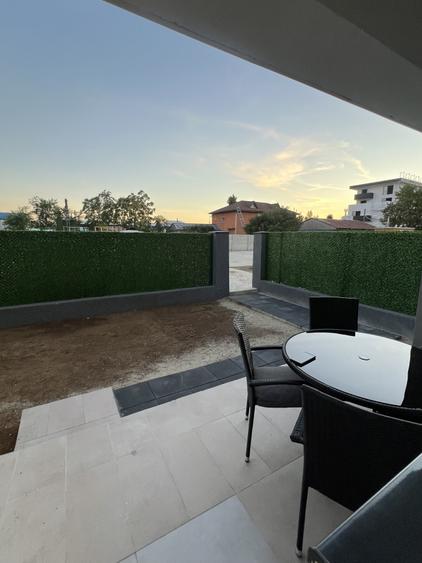 Apartament 2 camere cu CURTE PROPRIE si loc de parcare PET Friendly