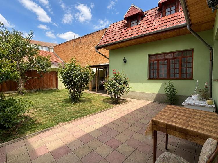 Teren de vanzare in Oradea, ultracentral, 506 mp cu dublu front stradal