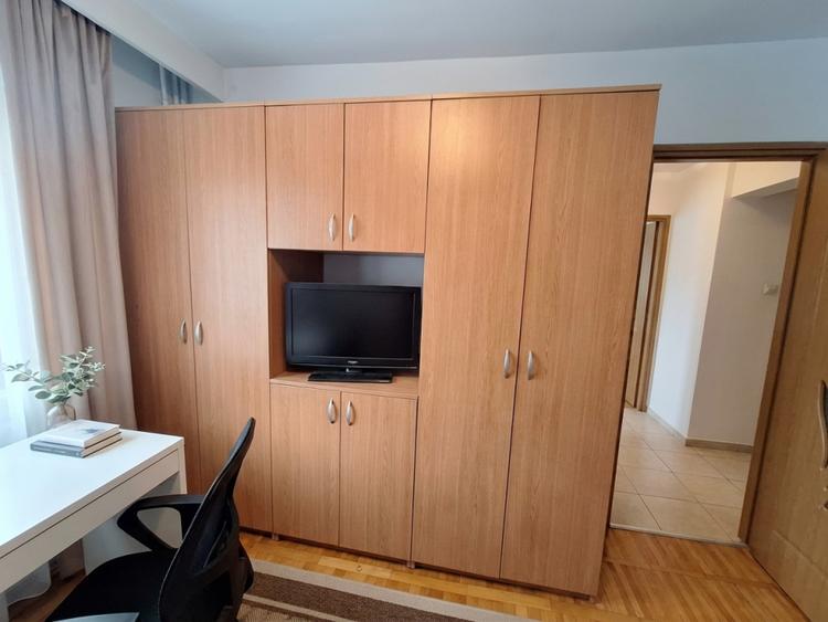 Confort si locatie excelenta -3 camere-etaj 2-zona Lipovei-gata de mutat