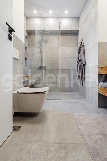 Apartament penthouse cu 3 camere in complex cu piscina si sala fitness