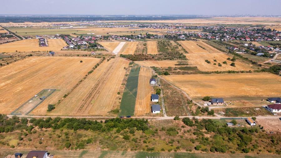 Vanzare teren  intravilan 983mp Sabareni / Strada sondei