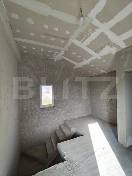 De vanzare casa semifinisata