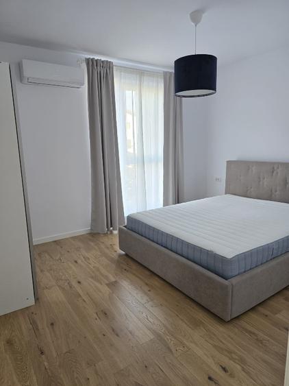 Apartament 2 camere + 2 locuri de parcare Metrou Crangasi