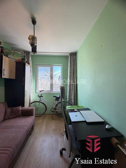 CIRESICA - STRADAL - 3 CAMERE  LA VANZARE - MOBILAT SI UTILAT COMPLET - - 25