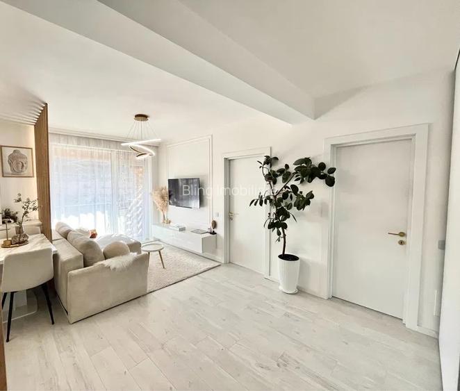 Apartament ultrafinisat, balcon, zona Terra - 2