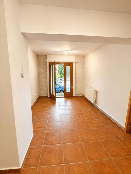 Spatiu comercial/birouri Calea Bucuresti7 zona Judetean