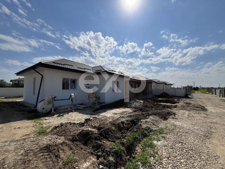 De vanzare casa parter zona linistita Crevedia
