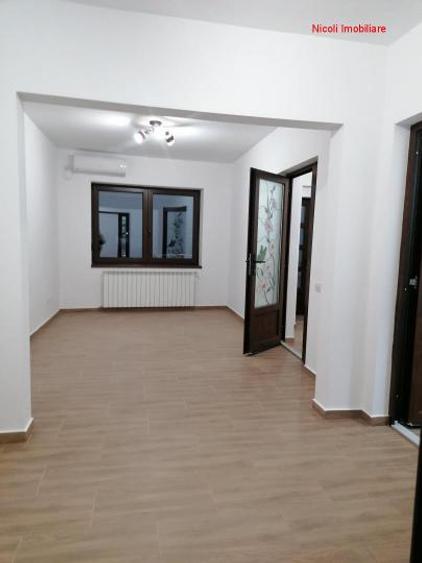 Decebal Alba Iulia Calarasi , parter de vila