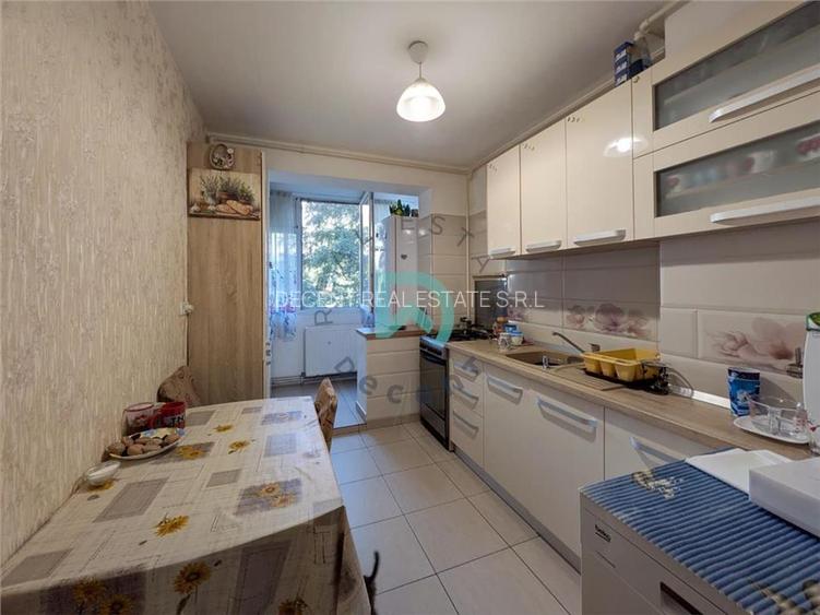 Vand apartamente 3 camere Garii, Brasov - 4