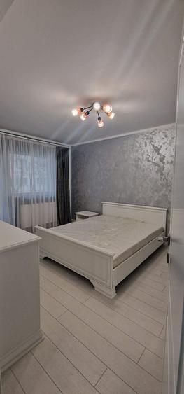 Apartament 2 camere etaj 1 bloc nou zona Parc ( Varnav)