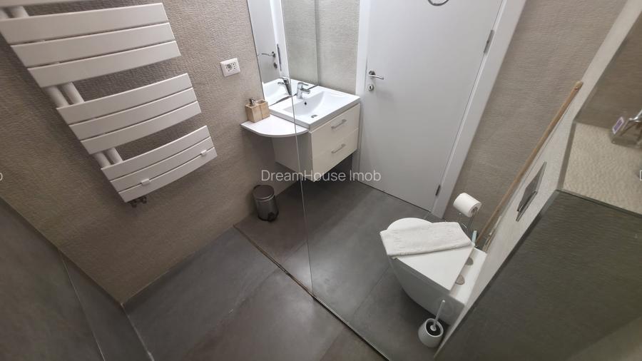 Garsoniera Dristor - Metrou - Ale.Florin Ciungan 17 - Centrala Proprie - Parcare - 13