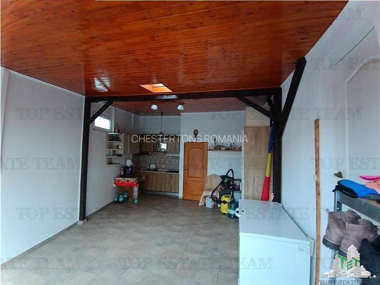 Casa deosebita P+1 cu 4 camere, foisor in curte si garaj, in Bragadiru aproape d - 25