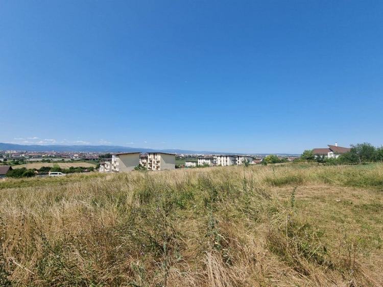 Teren constructii Gusterita, priveliste asupra orasului!