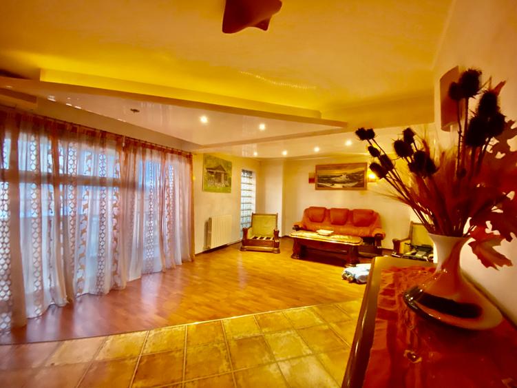 Apartament 3 Camere + Garsonieră | Micro 3 | Târgoviște | 109 mp utili