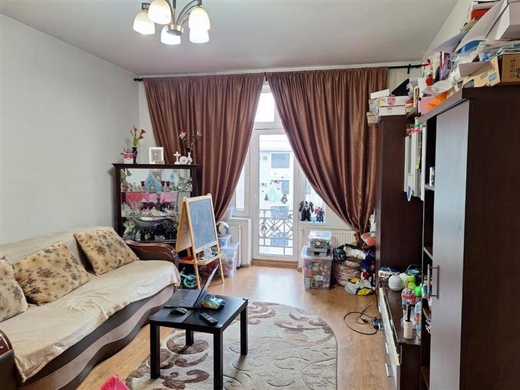 Apartament 4 camere decomandat Batistei