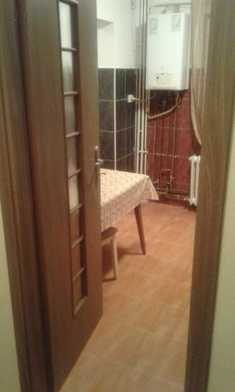 Persoana fizica, inchiriez apartament 2 camere decomandate, Tudor Vladimirescu