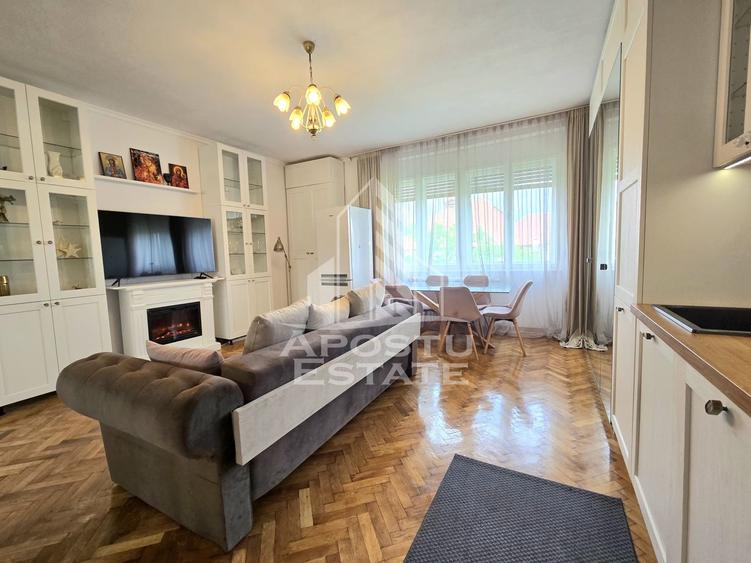 Apartament de vanzare cu 2 camere, renovat, zona centrala, Timisoara