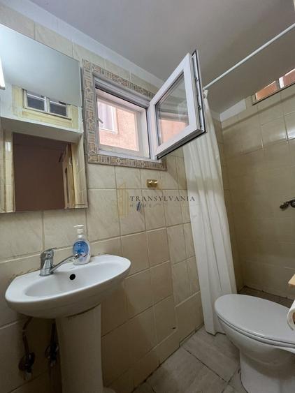 Garsonieră spațioasă de închiriat în zona ultracentrală
