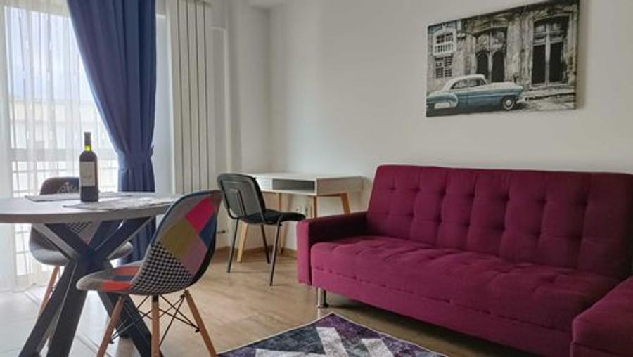 Apartment 2 camere Bloc Nou Nicolina prima statie 350 e