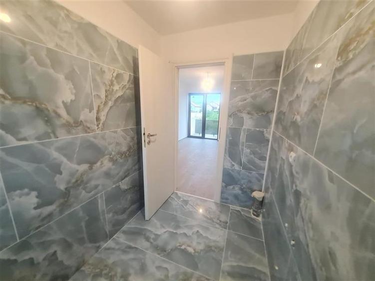Vila P+E, 5 camere,3 bai,teren 418 mp,finisaje top, intabulata, toate utilitatil