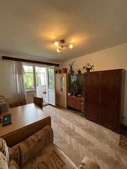 Apartament 2 camere-Zona Sud Mausoleu - etajul 4/4- 40 mp -41000 euro