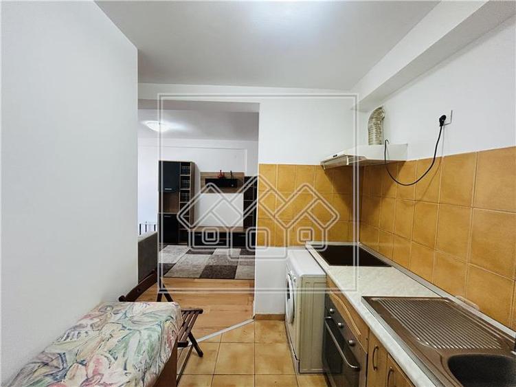 Ap cu 2 camere, 43 mp utili, etaj 3/6, bloc cu lift