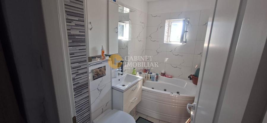 De vânzare: Apartament 3 camere decomandat – Tomești