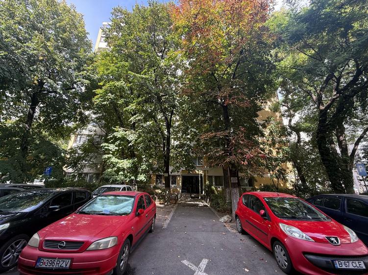 Apartament - Piata Iancului - 3 Camere - Metrou