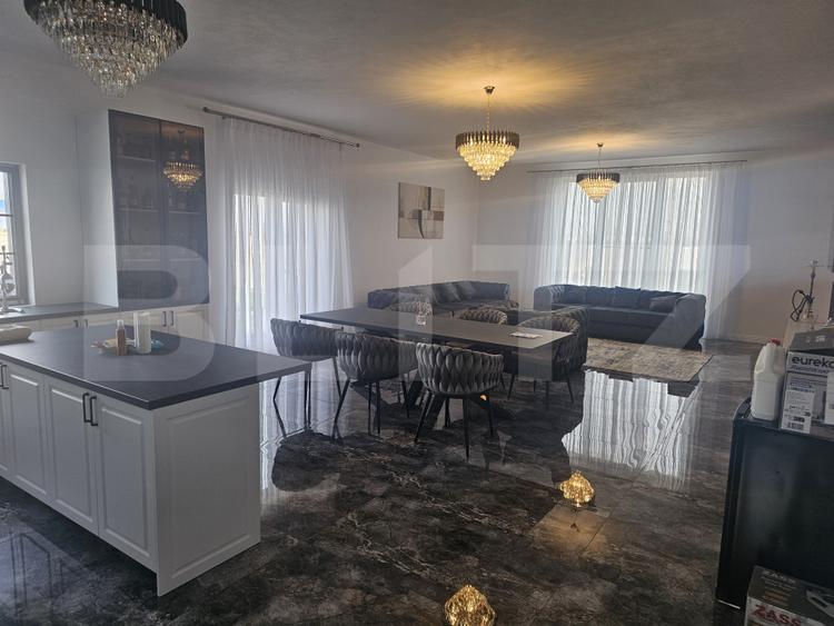 Casa moderna cu 180 mpu si 660 mp teren, zona Metro