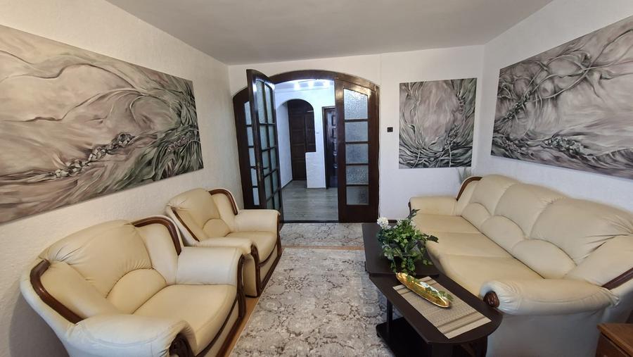De inchiriat apartament 3 camere, Tg. Mures, Ultracentral