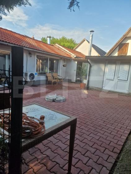 Saptiu comercial de vanzare, 700 mp, zona Unirii