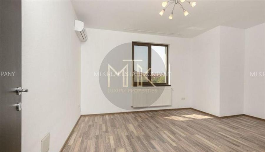 VILA spatioasa 4+ camere | teren 350 mp | Porsche Pipera