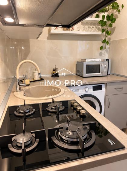 Apartament 5 dormitoare- 5 băi - 8