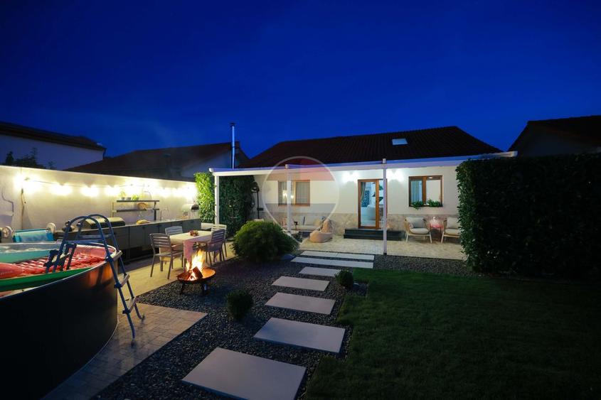 Casă de Vânzare cu 3 camere, Paleu - Bihor