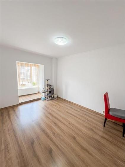 RECO, Apartament decomandat tip PC, 3 camere, 3 balcoane, gata de mutat, etajul1