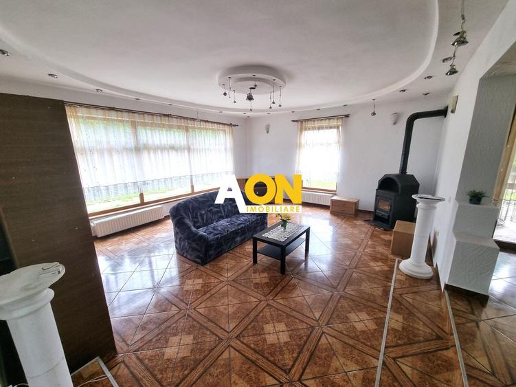 De vanzare casa 6 camere, S+P+M, 900mp teren, Cetate