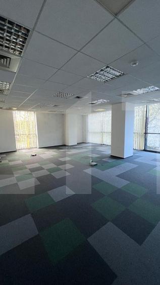 Spatiu compartimentat, modern, ready to use